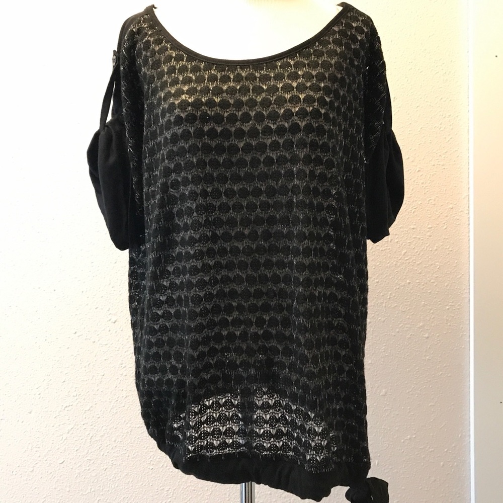 NWOT Romeo & Juliet Sheer Knit Top